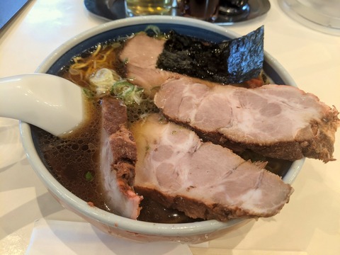 蓬莱軒 チャーシュー麺-001