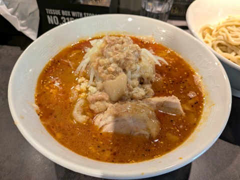 HI-FAT NOODLES (4)