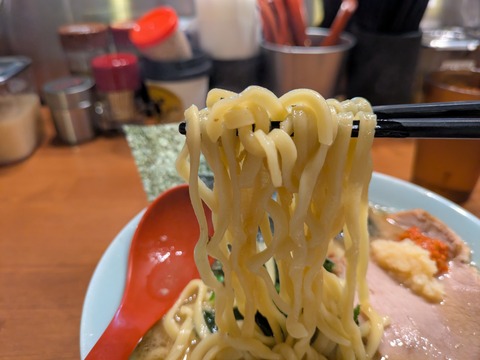 洞くつ家 (1)