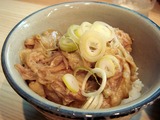 小麦と肉 桃の木 豚テール丼 (2)