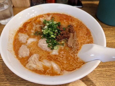 おさだ ワンタン担々麺