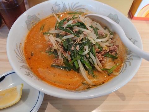龍栄　ダヌダヌ麺