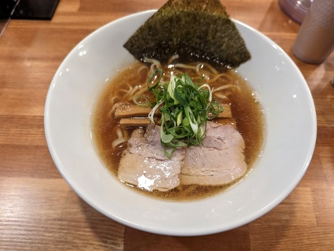 麺屋寛 醤油らー麺