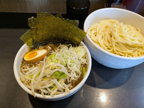 十六 (4)