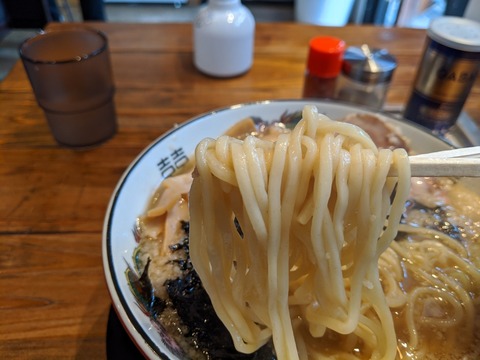 逆流 麺