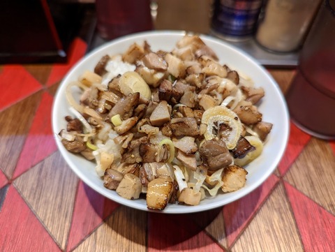逆流 ランチ肉めし