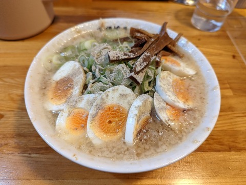 下頭橋　ラーメンスライス玉子