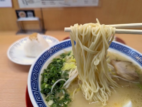 拉麺男 麺