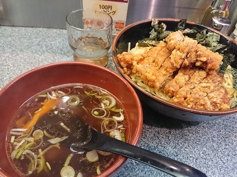 万世麺店 ざるパーコー