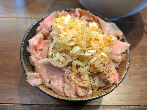 GOSSOU チャーシュー丼