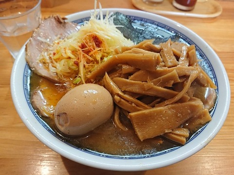 としおか 塩ラーメン