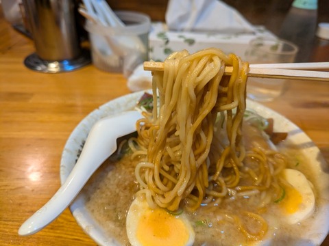 下頭橋ラーメン 麺