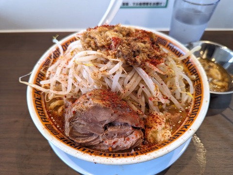 顎で喰らえ　ラーメン豚一枚