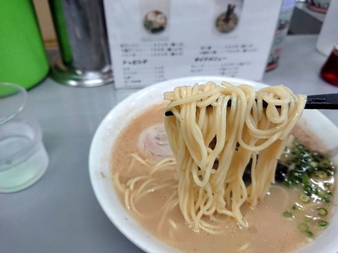 桃苑　麺