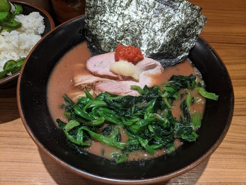 輝道家 ラーメン