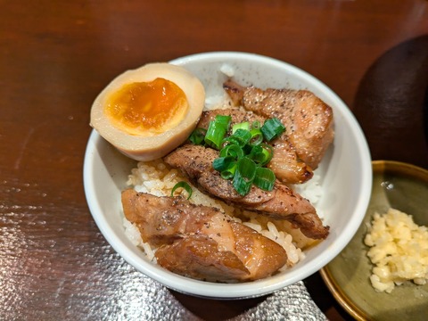 ほそのたかし　豚ステーキ丼