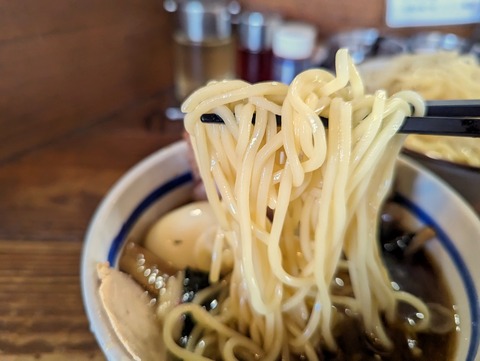 東池袋大勝軒　麺