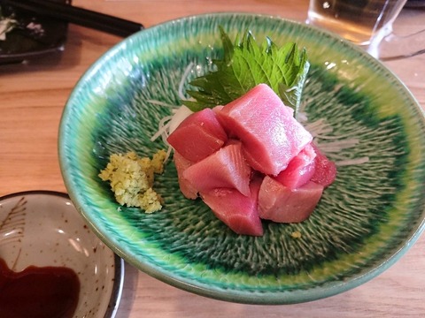 うどん屋 清　マグロぶつ