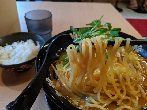 味噌の大将 麺