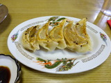 自由軒　餃子