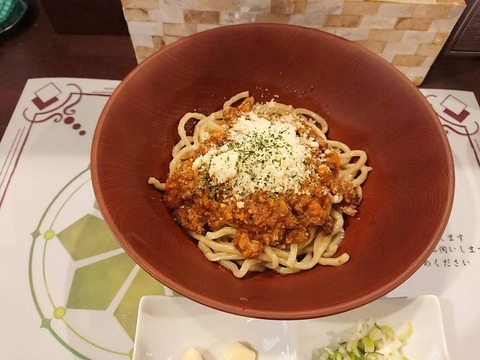 麺屋諏訪　ボロネ風まぜそば