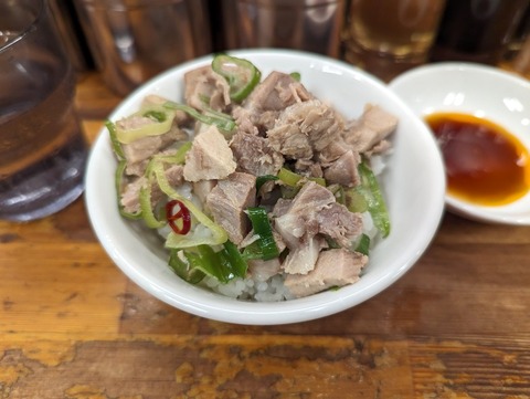 百麺 チャーシュー丼