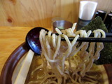 人間ばんざい 麺