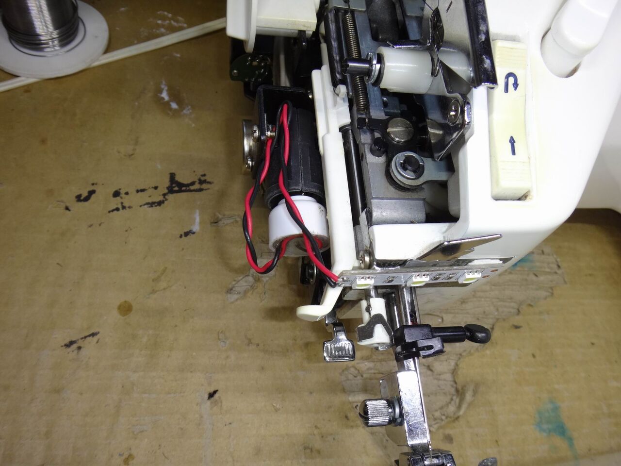 ミシン JUKI HZL-7800 にLED照明を付けてみた : tek2465のblog