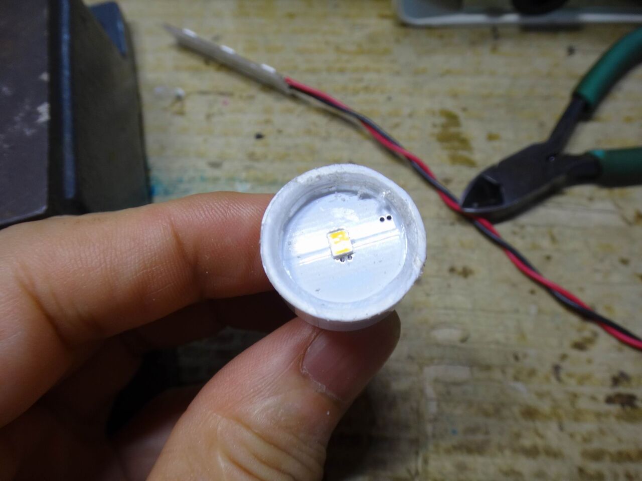 ミシン JUKI HZL-7800 にLED照明を付けてみた : tek2465のblog