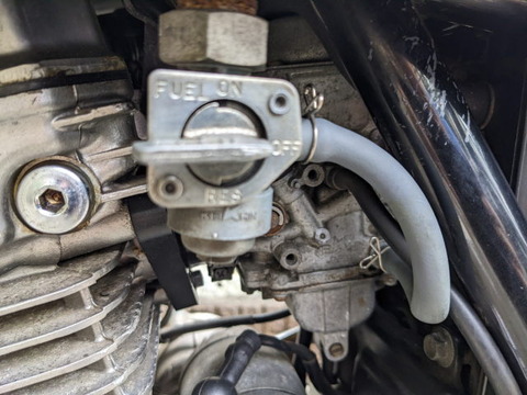 HONDA GB250クラブマン4型純正タンク 燃料コック、キャブへのホース付