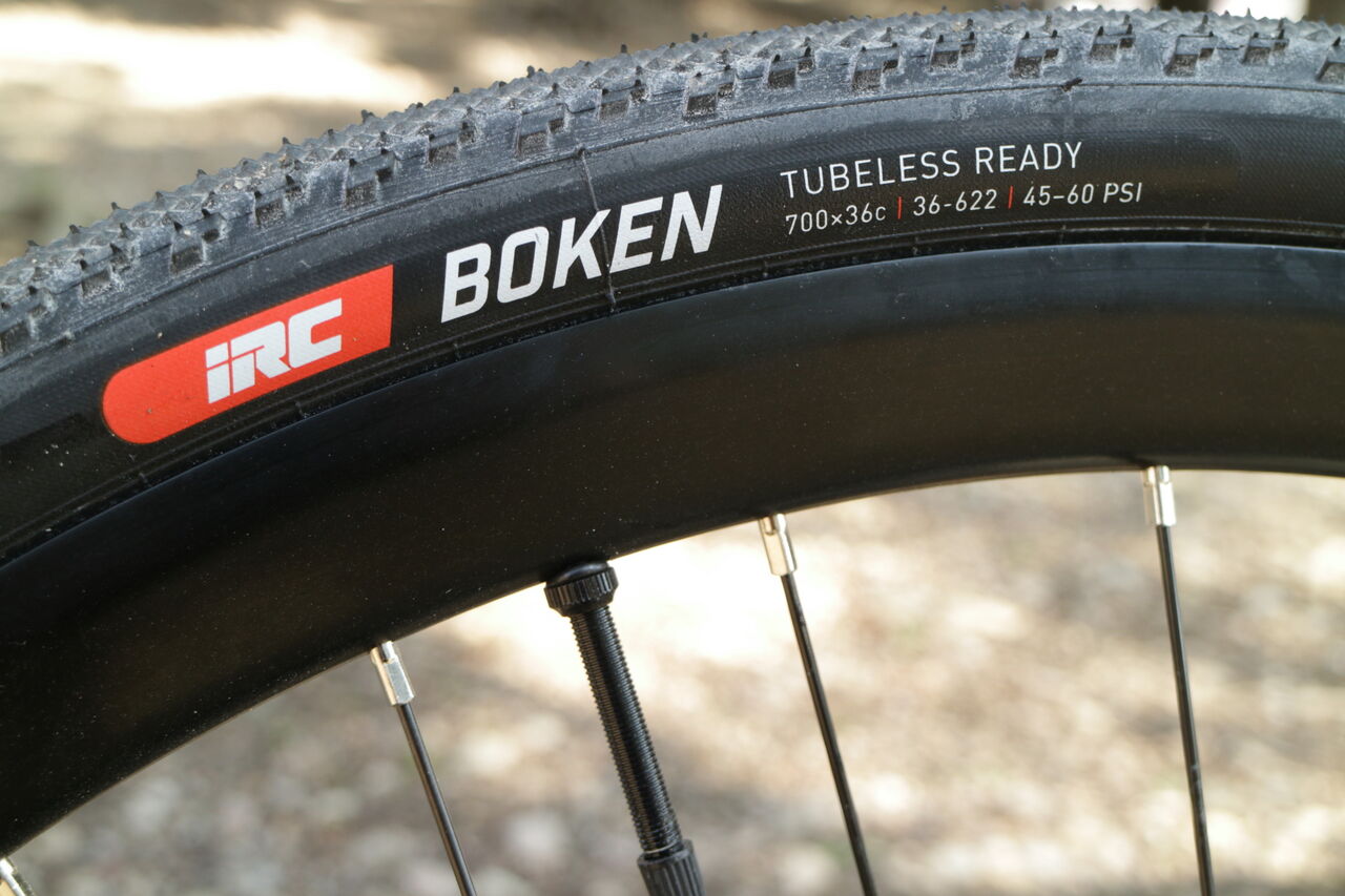 自転車古いタイヤ Panaracer Corporation パナレーサー株式会社