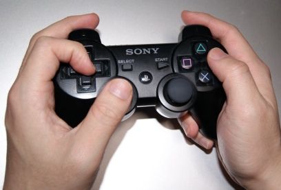 ブラッドボーン みんなはコントローラーの持ち方ってどうしてる 攻略 ダークソウル3速報