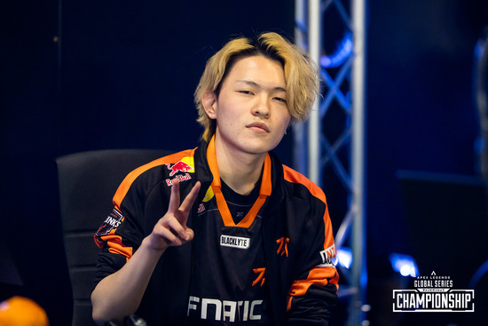 Fnatic_YukaF_at_the_ALGS_Sapporo_Championship