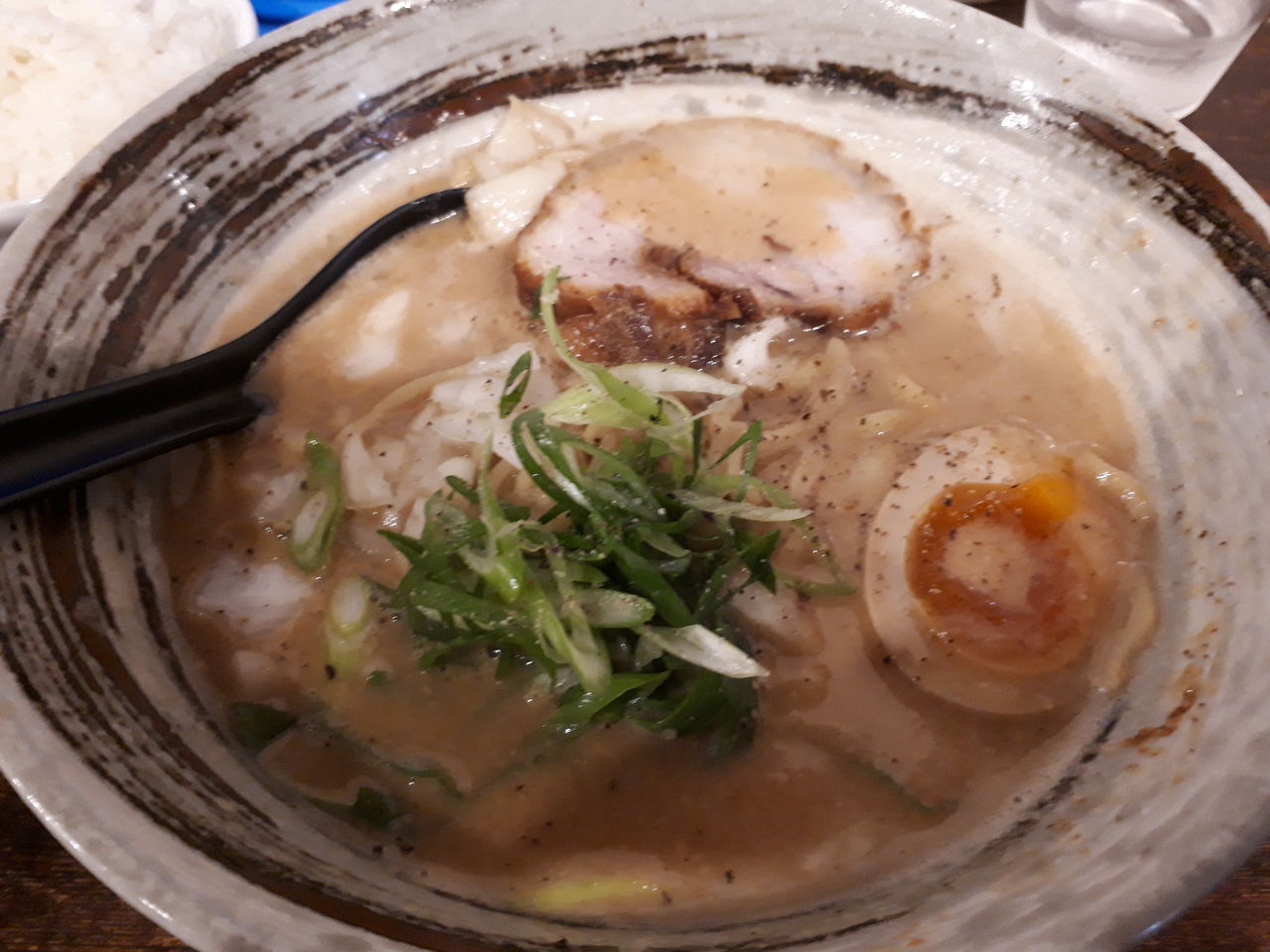 大阪の西中島で自家製麺 濃厚鶏白湯スープのラーメン 大杉製麺 大阪 ラーメン 日々是グルメ 贅沢三昧 理想 な外食記録 大阪の西中島で自家製麺 濃厚鶏白湯スープのラーメン 大杉製麺 大阪 ラーメン 日々是グルメ 贅沢三昧 理想 な外食記録