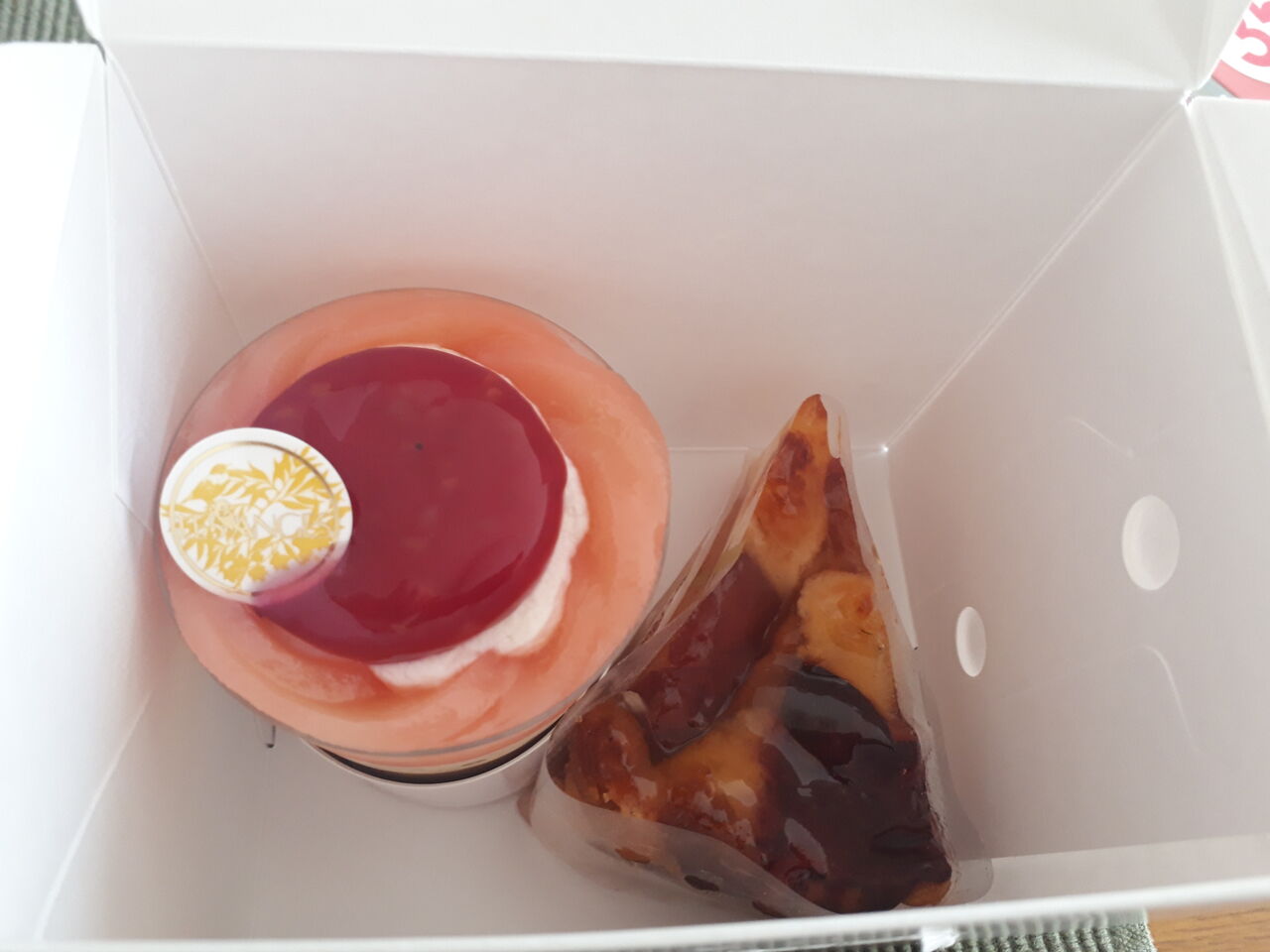 鎌倉の老舗のケーキ屋さん レ ザンジュ 鎌倉本店 鎌倉 ケーキ 日々是グルメ 贅沢三昧 理想 な外食記録