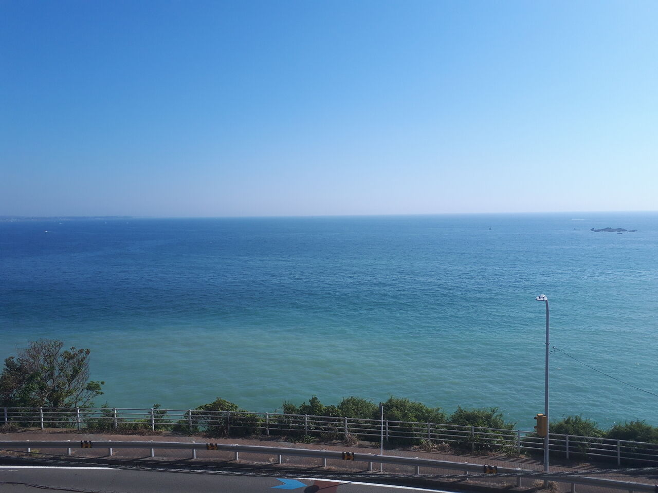 葉山の海の絶景を見ながらカフェタイム 葉山ホテル音羽ノ森 カフェテラス 葉山 カフェ 日々是グルメ 贅沢三昧 理想 な外食記録