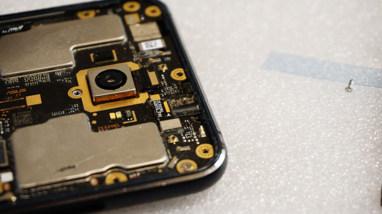 Diy Zenfone3 バッテリーとイヤホンジャック交換 やらかす テクの独り言