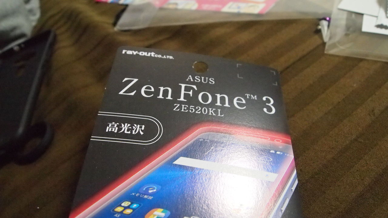 Zenfone3 フィルム交換 雑談 テクの独り言