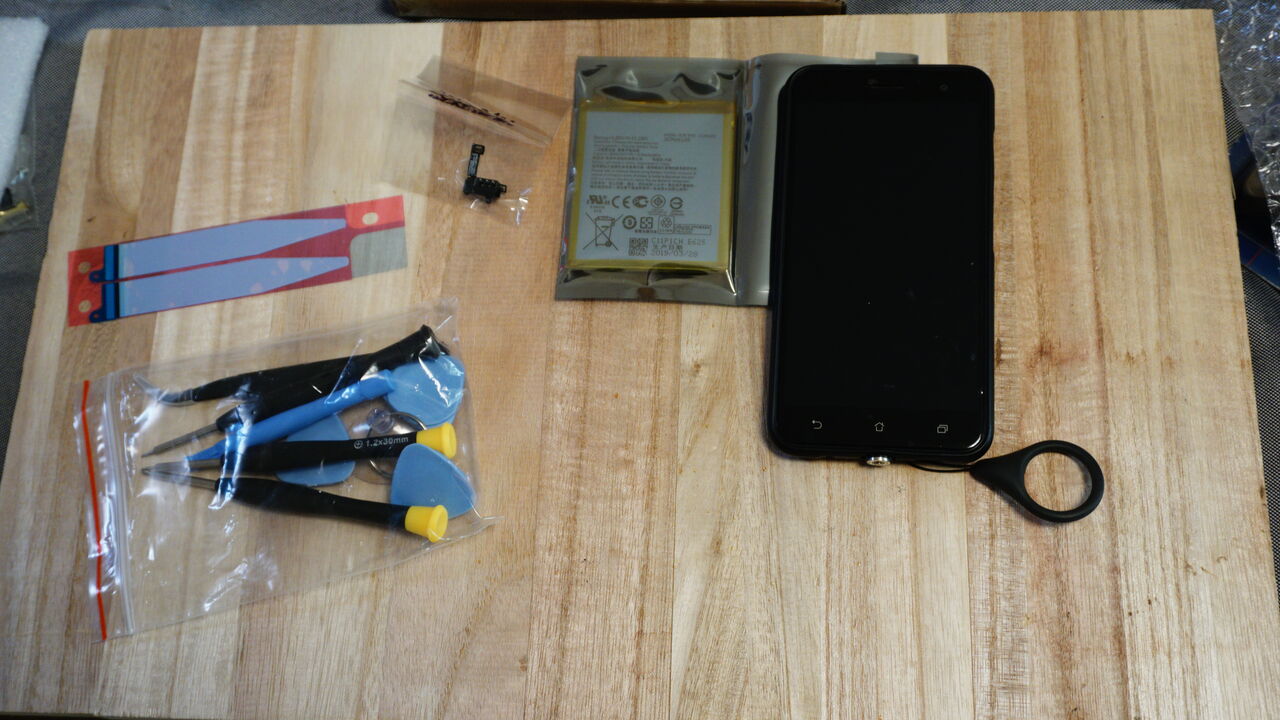 Diy Zenfone3 バッテリーとイヤホンジャック交換 やらかす テクの独り言