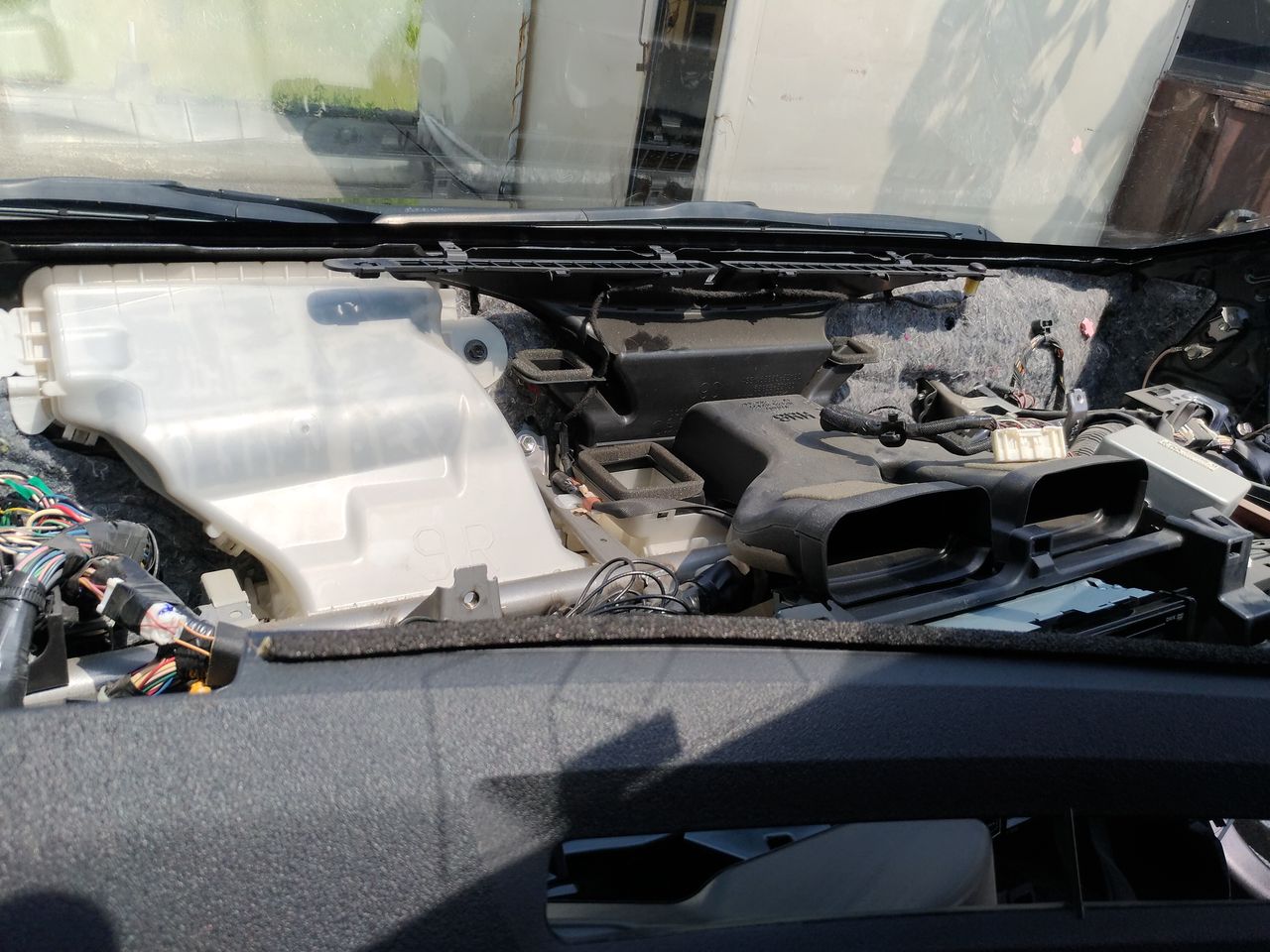アクア バルクヘッド 車内 追記 デッドニング テクの独り言 アクア バルクヘッド 車内 追記 デッドニング テクの独り言