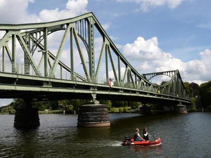 Glienicker Brucke