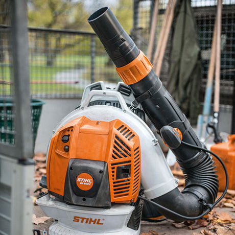 世界 NO.1 の吹き飛ばしパワー!!! : 石川県 STIHL SHOP GROWiNG