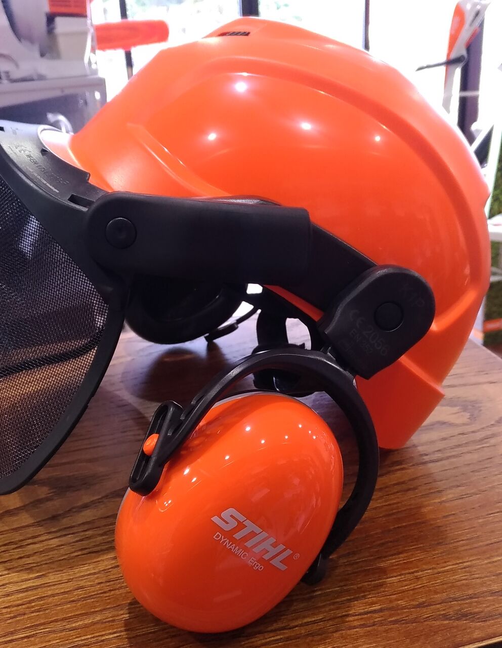 STIHL ヘルメット 全種ご用意しております☆ : 石川県 STIHL
