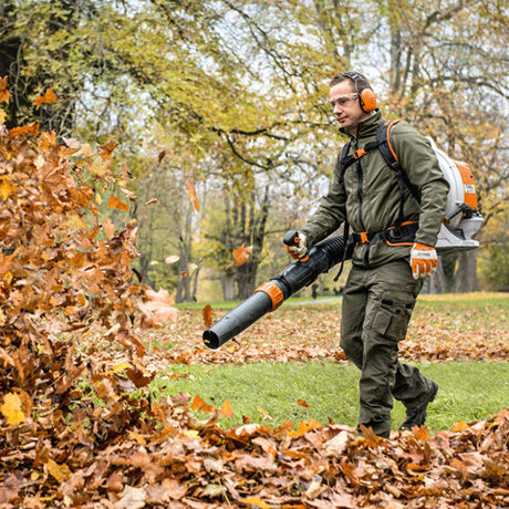 世界 NO.1 の吹き飛ばしパワー！！！ : 石川県 STIHL SHOP GROWiNG