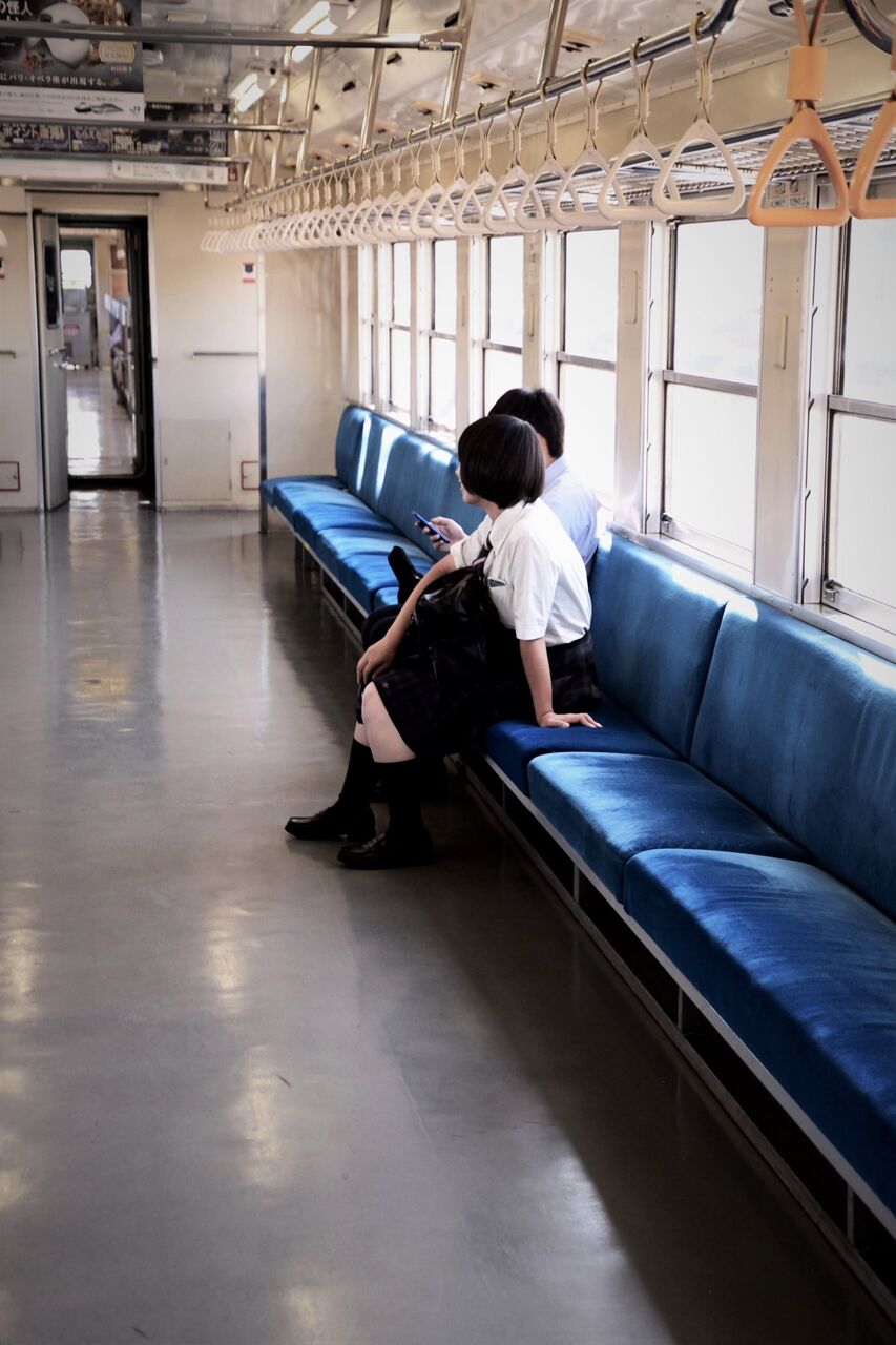 悲報 夏 田舎 制服 Jk 入道雲 暑かったあの日 なんでも実況ピンク