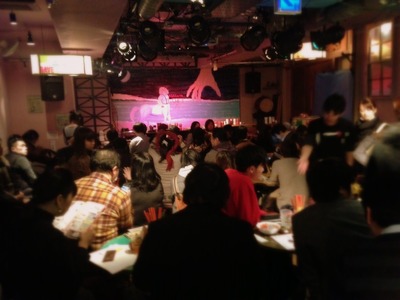 会場_満員御礼