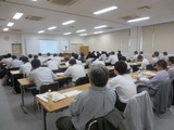会場