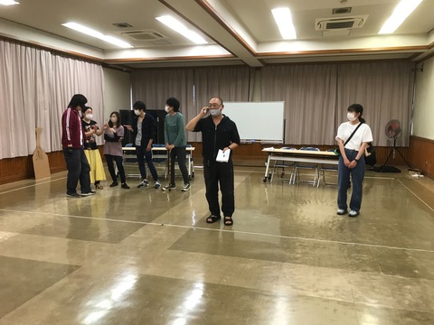 18B8BE90-4F03-445D-835A-931E6F4ACBF4