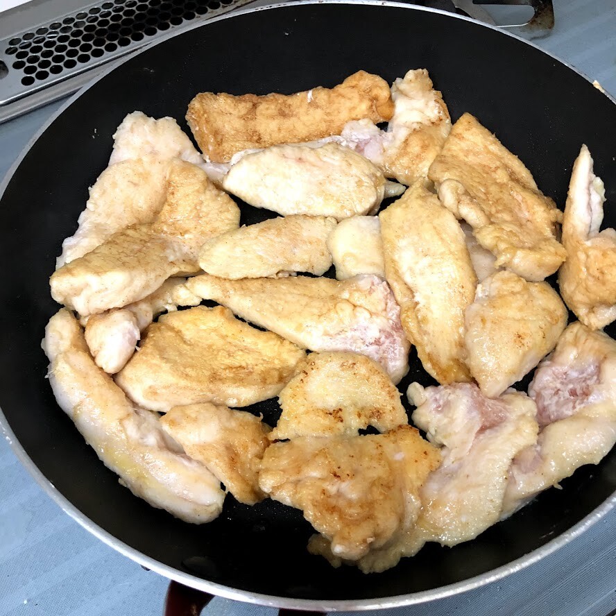 みんな大好き 鶏むね肉のおかかバター醤油 とおもちゃを見せてくれるメイさん 井上かなえオフィシャルブログ 母ちゃんちの晩御飯とどたばた日記 Powered By ライブドアブログ