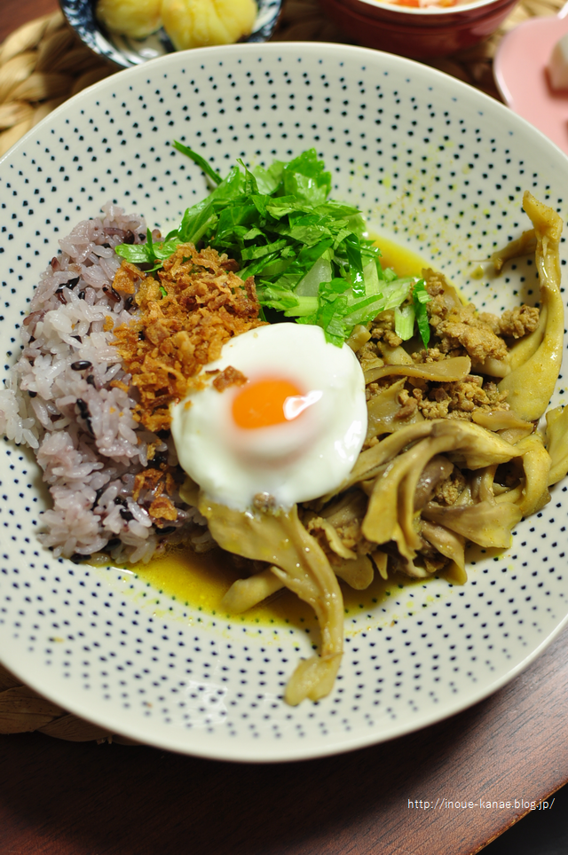 そろそろカレーが食べたくなるタイミング？絶対オススメ！マイタケの10